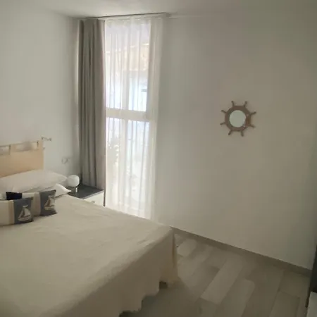 Camelia's House Проживание в семье Ольбия