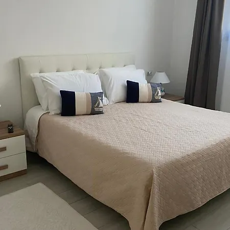 Camelia's House * Ольбия